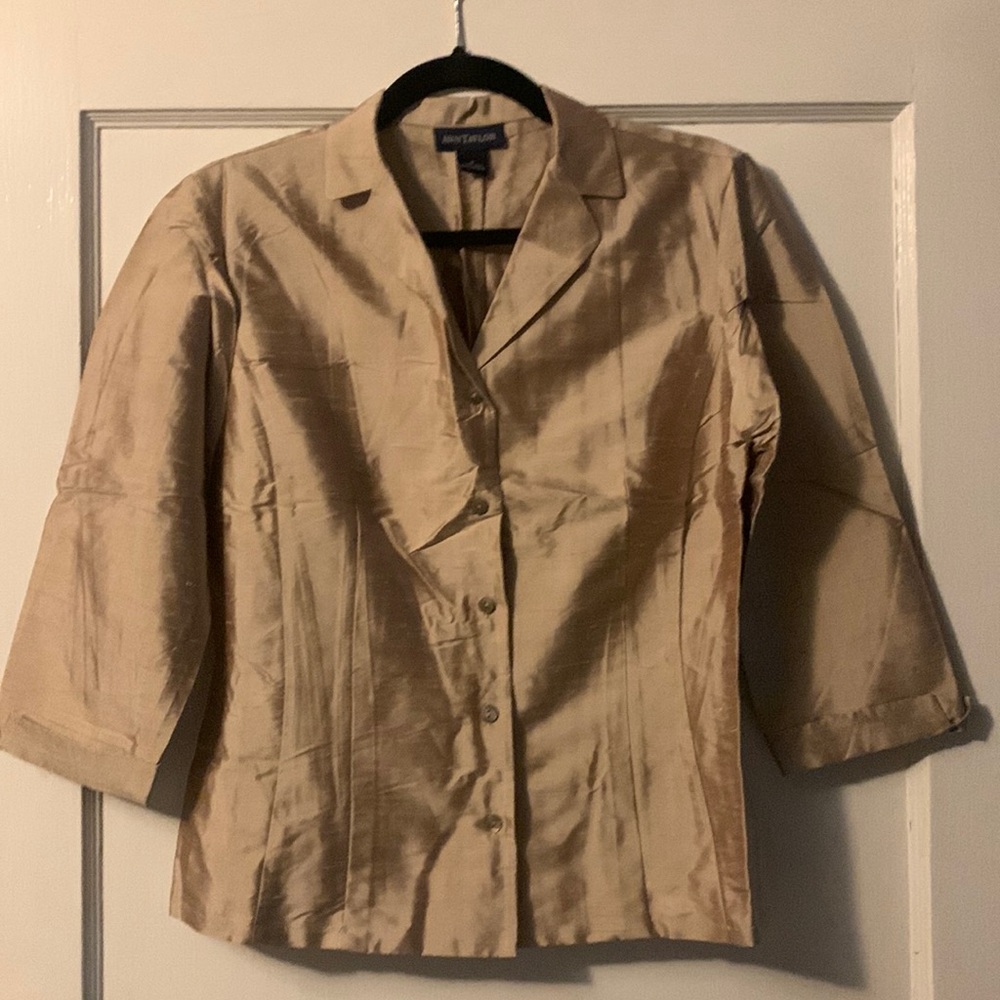 Ann Taylor, like new tope silk blouse